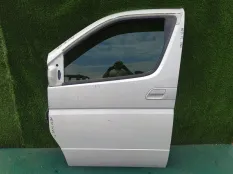 Дверь NISSAN ELGRAND E51, передняя левая