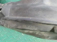 Подкрылок MAZDA AXELA KJ016 BM5FP, передний правый