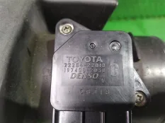 Корпус воздушного фильтра TOYOTA CROWN GRS182 3GR-FSE