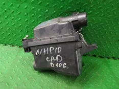 Корпус воздушного фильтра TOYOTA AQUA NHP10 1NZ-FXE