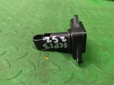 Расходомер воздушный TOYOTA VITZ SCP13 2SZ-FE