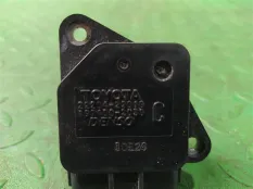 Расходомер воздушный TOYOTA VITZ SCP13 2SZ-FE