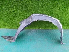 Подкрылок TOYOTA AQUA NHP10, передний левый