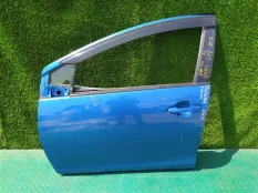 Дверь TOYOTA AQUA NHP10, передняя левая