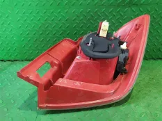 Стоп-сигнал TOYOTA RACTIS SCP100, левый