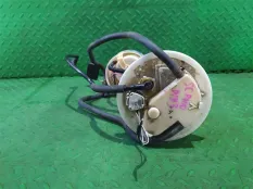 Топливный насос TOYOTA RACTIS SCP100 2SZ-FE