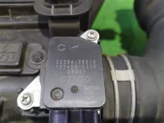 Корпус воздушного фильтра TOYOTA AQUA NHP10 1NZ-FXE