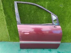 Дверь MITSUBISHI CHARIOT GRANDIS N84W, передняя правая