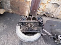 Блок цилиндров MAZDA TITAN SYF4T RF