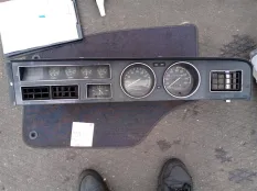 Спидометр ISUZU 117 PA96 G200