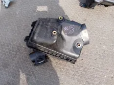 Корпус воздушного фильтра TOYOTA MARK II QUALIS MCV21 2MZ-FE