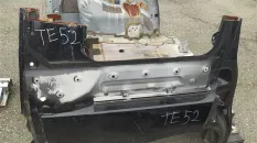 Крыло NISSAN ELGRAND TE52, заднее правое