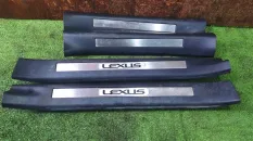 Порожек пластиковый LEXUS RX200t AGL25 8AR-FTS