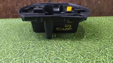Ящик под инструменты PEUGEOT 208 CC