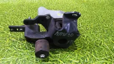 Подушка двигателя TOYOTA PRIUS NHW20 1NZ-FXE, правая