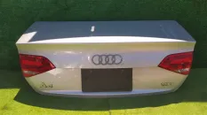 Крышка багажника AUDI A4 2008 8K5827023AE B8
