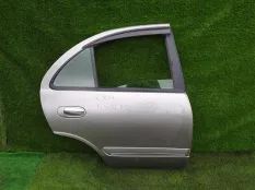 Дверь NISSAN BLUEBIRD SYLPHY FG10, задняя правая