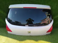 Дверь 5-я PEUGEOT 3008 2012 T84
