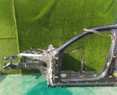 Стойка кузова PORSCHE PANAMERA 971, левая