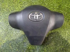 Airbag водительский TOYOTA BELTA SCP92