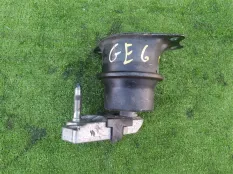 Подушка двигателя HONDA FIT GE6 L13A, правая