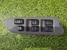 Блок упр. стеклоподьемниками TOYOTA SIENTA NCP81, передний правый