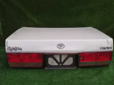 Крышка багажника TOYOTA CROWN GS151