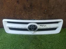 Решетка радиатора TOYOTA IPSUM ACM21