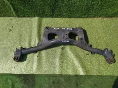Балка подвески MITSUBISHI GRANDIS NA4W, задняя