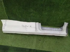 Порог MITSUBISHI DELICA PD8W, правый