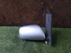 Зеркало TOYOTA ISIS ANM10, правое