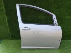 Дверь TOYOTA WISH ANE10, передняя правая
