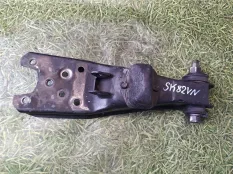 Рычаг NISSAN VANETTE SK82VN, передний левый