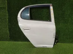 Дверь TOYOTA PLATZ SCP11, задняя правая