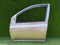 Дверь TOYOTA VITZ SCP10, передняя левая