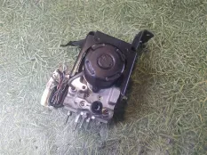 Блок ABS TOYOTA WINDOM MCV30 1MZ-FE