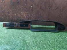 Консоль торпеды TOYOTA CROWN GS151