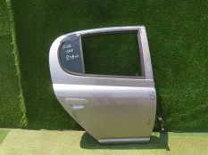 Дверь TOYOTA VITZ SCP10, задняя правая