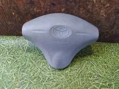 Airbag водительский TOYOTA VITZ SCP10