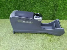 Бардачок между сиденьями TOYOTA PRIUS ALPHA ZVW41