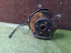 Ступица TOYOTA COROLLA EE111 4E-FE, передняя левая