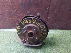 Ступица TOYOTA CARINA AT170 5A-FE, передняя правая