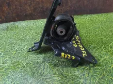 Подушка двигателя TOYOTA RACTIS SCP100 2SZ-FE, левая