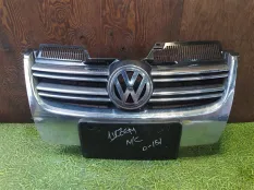 Решетка радиатора VOLKSWAGEN GOLF 1K1