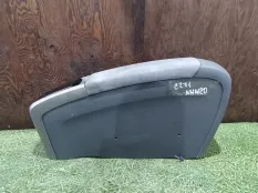 Бардачок между сиденьями TOYOTA PRIUS NHW20