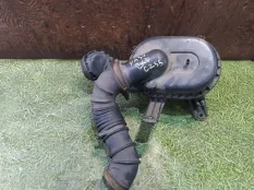 Корпус воздушного фильтра MITSUBISHI DELICA PA3V 4G63