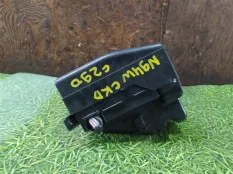 Блок предохранителей под капот MITSUBISHI CHARIOT GRANDIS N94W 4G64