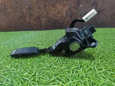 Педаль газа HONDA VEZEL RU1