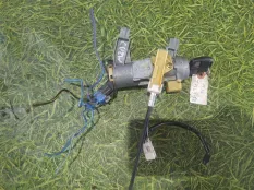 Замок зажигания MITSUBISHI AIRTREK CU2W