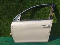 Дверь PEUGEOT 308 4C, передняя левая